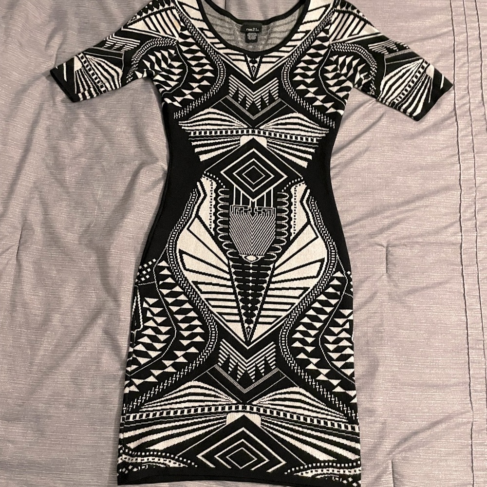 RUE 21 Black and White Pattern Sweater Dress